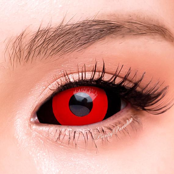 Creepy to Chic: Versatile vampire lenses for any event